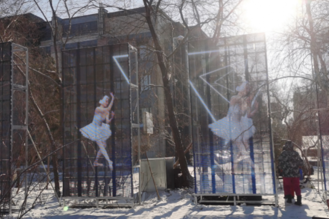 Outdoor-LED-transparent-display